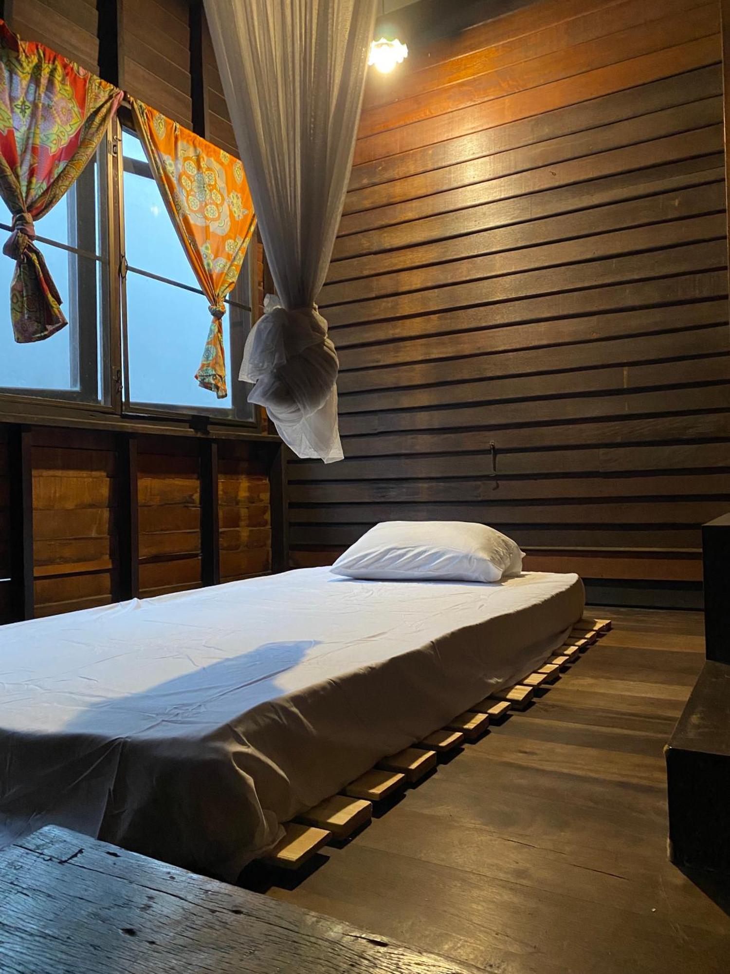 Chest'S Place Bangkok Eksteriør billede